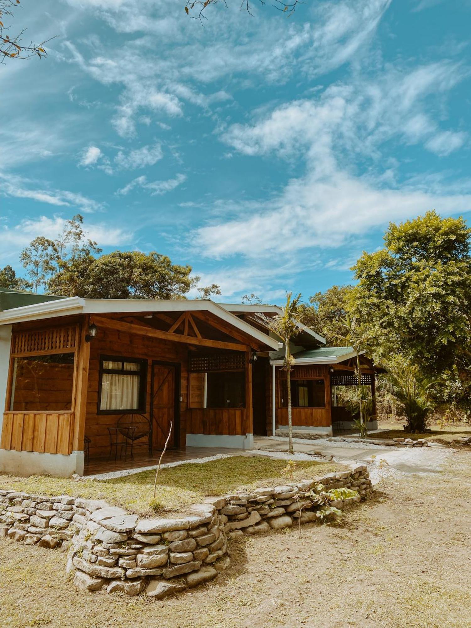 Tierra Buena Countryside Hotel Monteverde Exterior photo