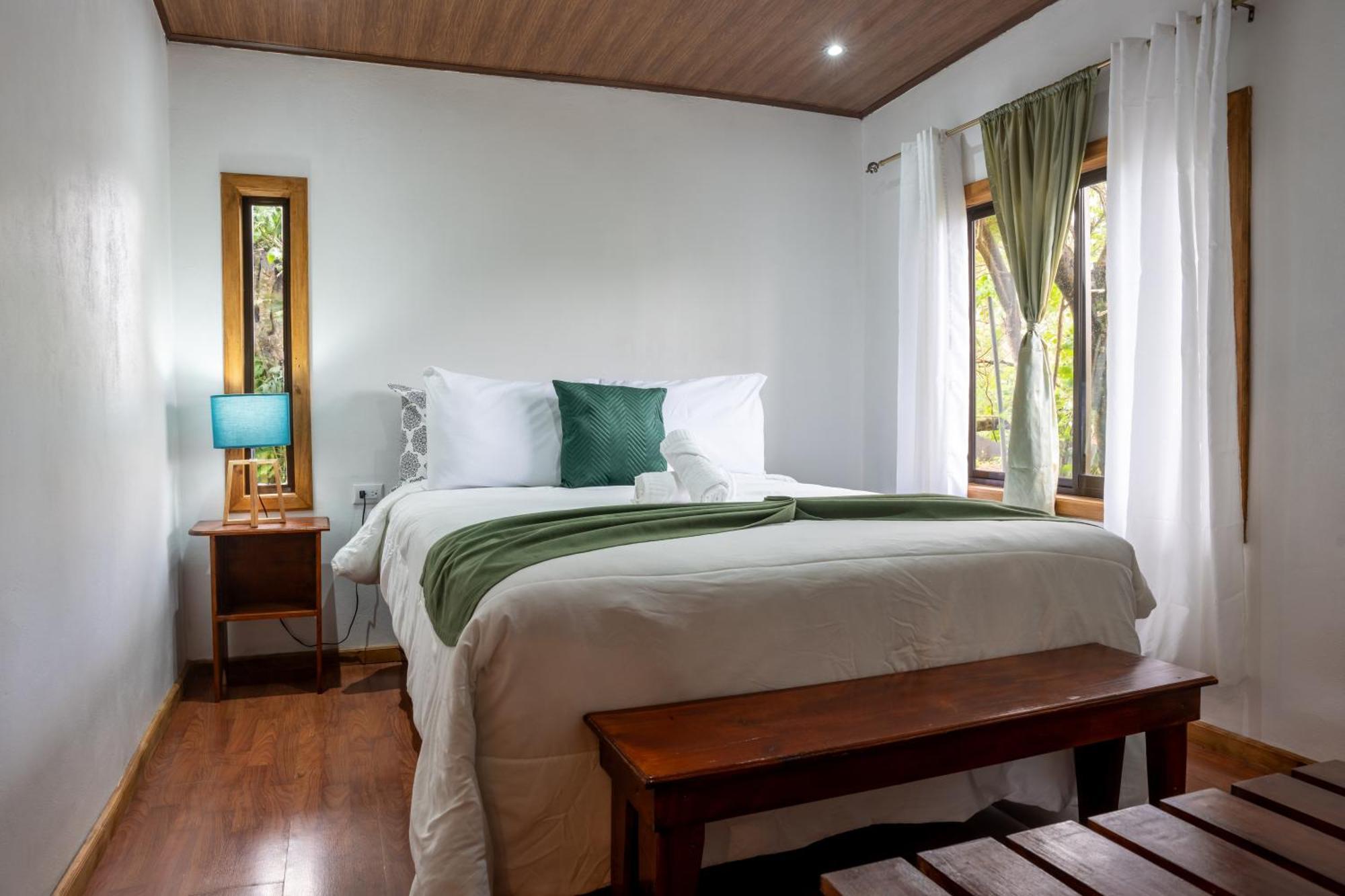 Tierra Buena Countryside Hotel Monteverde Exterior photo